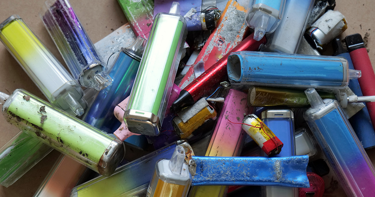 Thrown out and broken e-cigarettes
