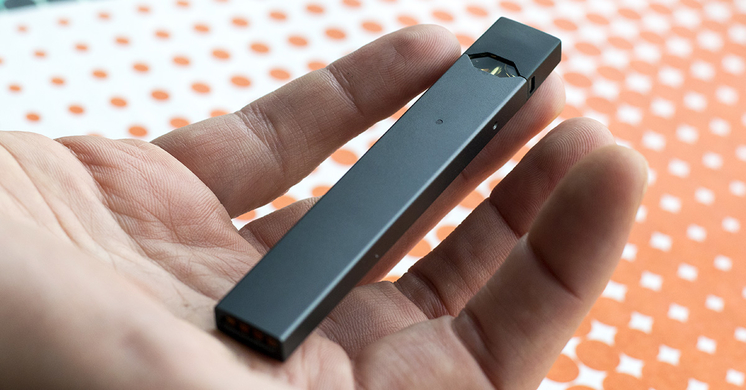 JUUL e-cigarette