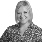 Sarah Shank Headshot