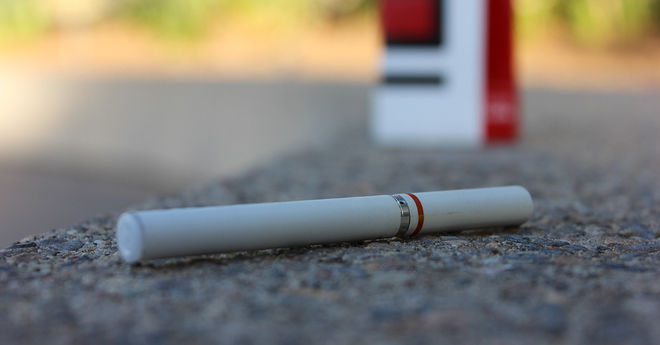 e-cigarette sidewalk