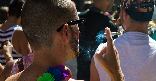 LGBT smoking