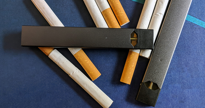 JUUL and Cigarettes Mixed Social